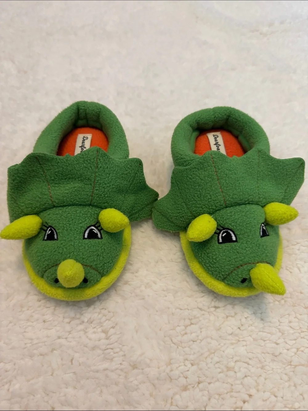 dearfoams Toddler Size 7/8 Green and Lime Triceratops Kids Slippers Like New